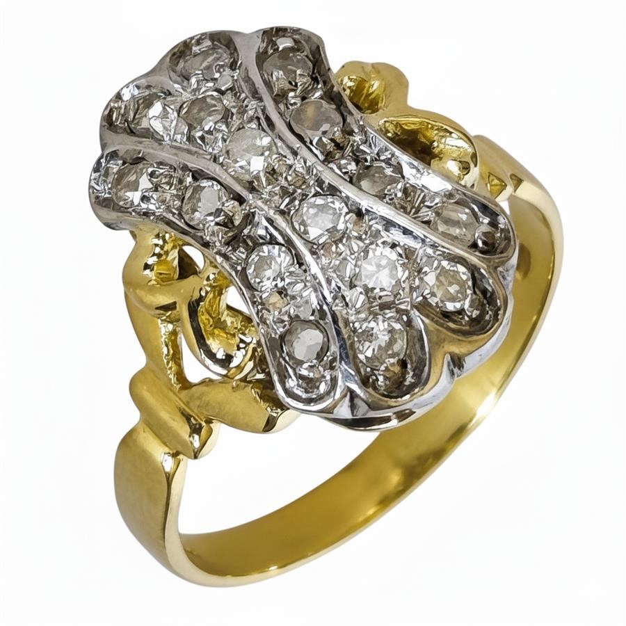 Anello Donna Pavé con Diamanti Rosetta – Toppa Veneziana, Simbolo dell’Infinito Anello Donna Pavé con Diamanti Rosetta – Toppa Veneziana, Simbolo dell’Infinito