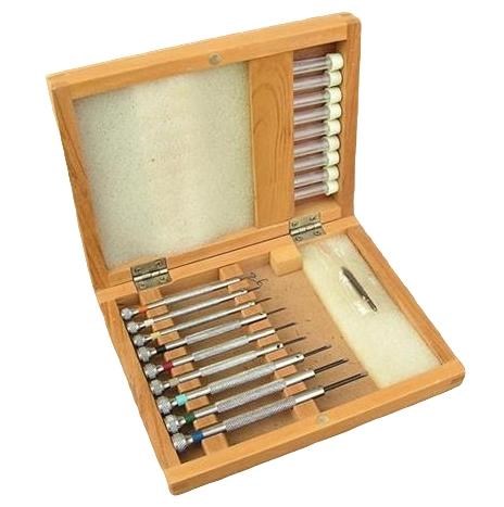 Serie di 9 Cacciaviti orologiaio con la scatola di legno Serie di 9 Cacciaviti orologiaio con la scatola di legno