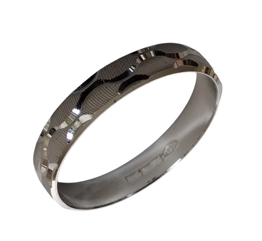 Fedina Pitone in Oro Bianco 18KT con Lavorazione Diamantata  Fedina Pitone in Oro Bianco 18KT con Lavorazione Diamantata