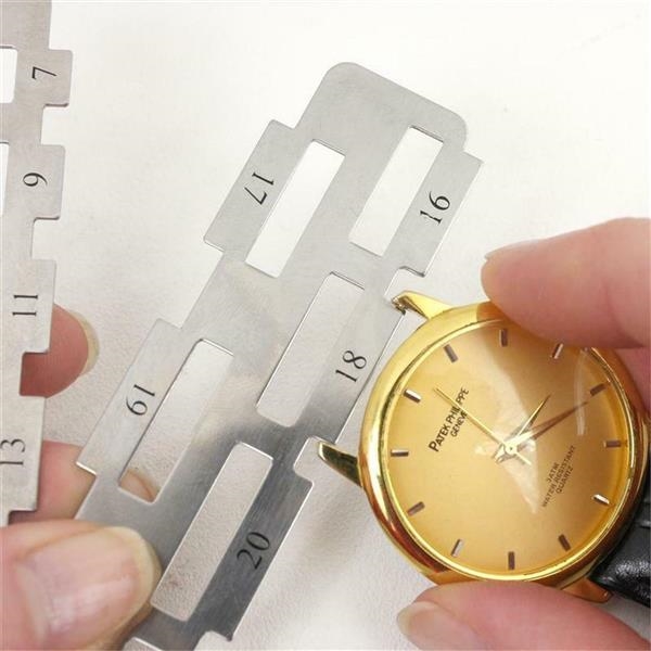 Larghezza ansa orologio sale